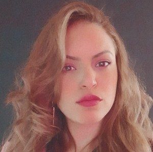 Meet your Posher, Safa